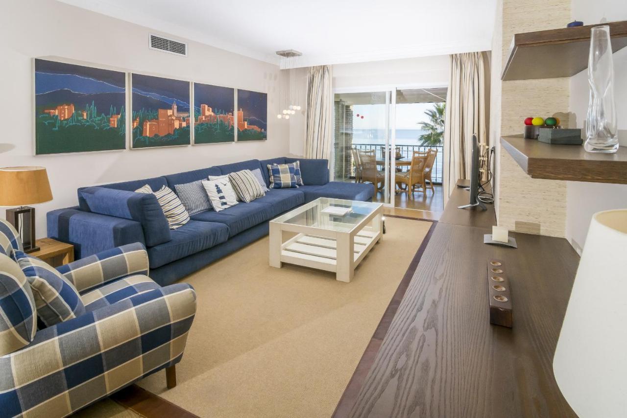 Hb - Comfortable Beachfront Holiday Apartment Estepona Exterior foto