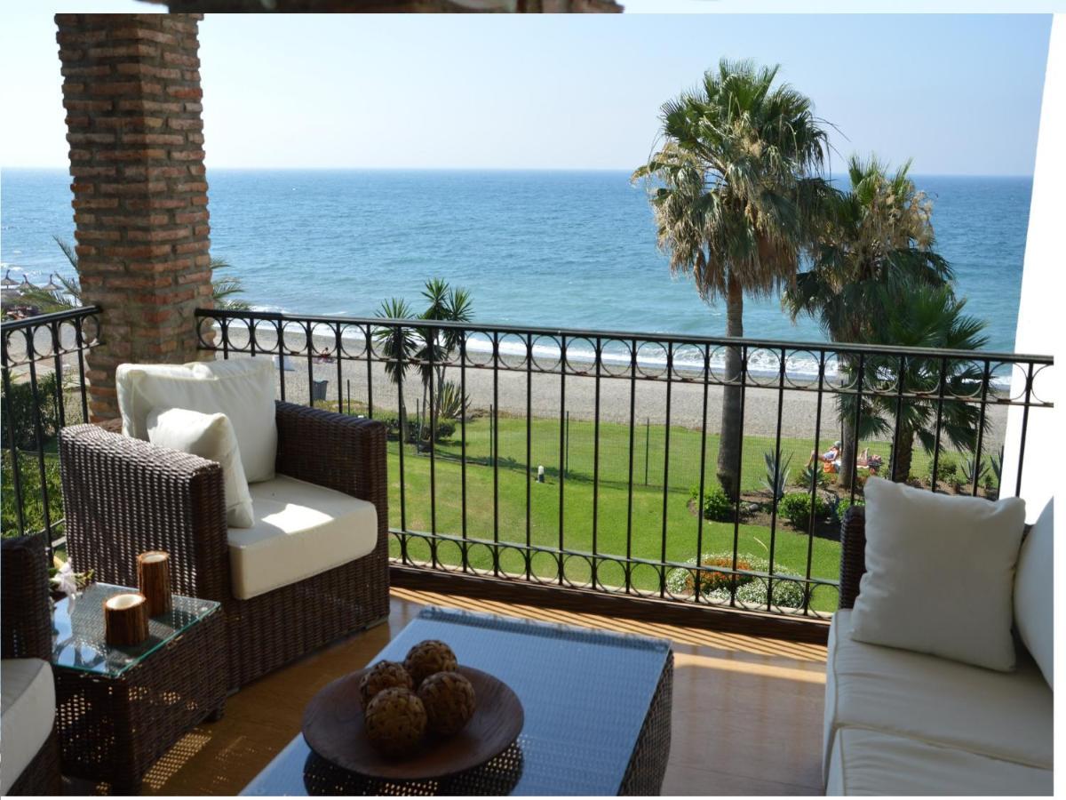 Hb - Comfortable Beachfront Holiday Apartment Estepona Exterior foto